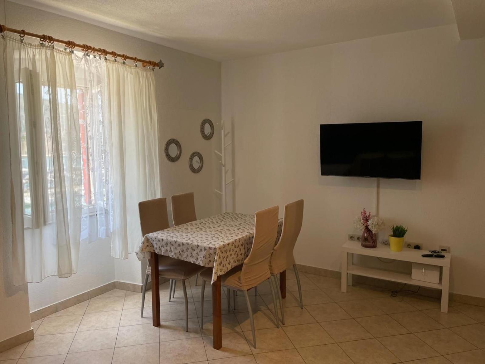 Apartment Room Parcina Trogir Exterior photo